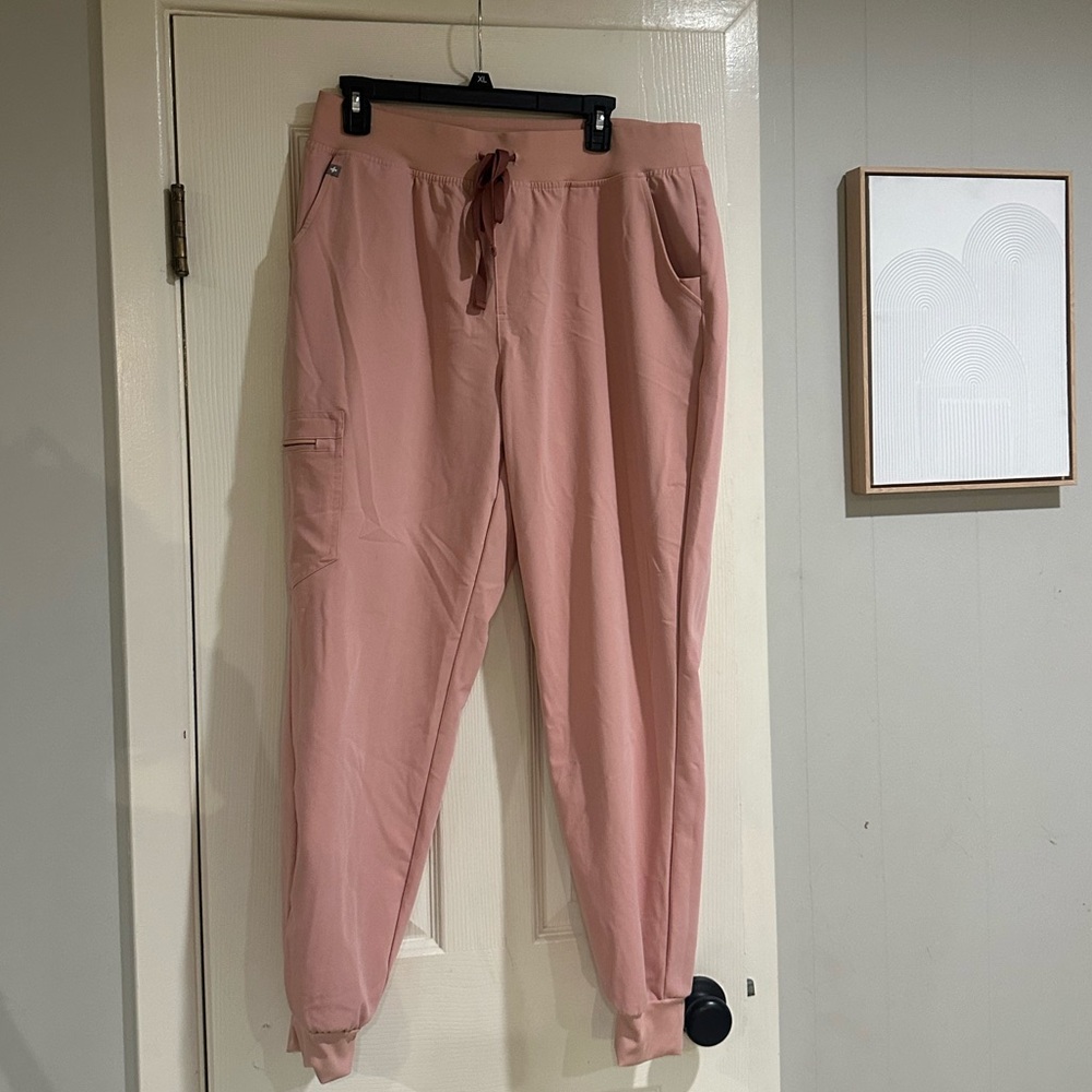 Figs High Waisted Zamora joggers XL pink sand